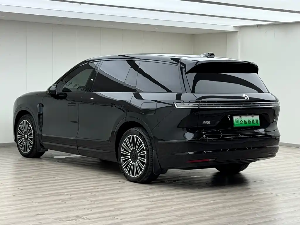 NIO ES8 2026 мест Executive Luxury