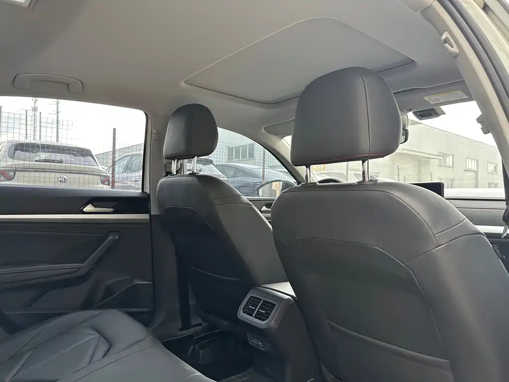 Volkswagen Lavida — миниатюра 14