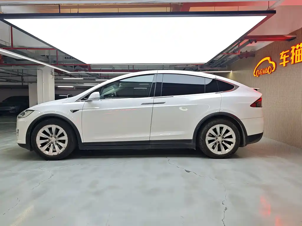 Tesla Model X 2016 Model X 75D