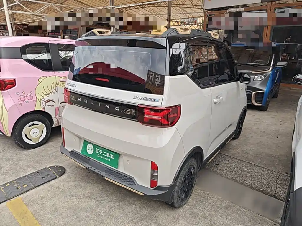 Wuling MINIEV — миниатюра 7