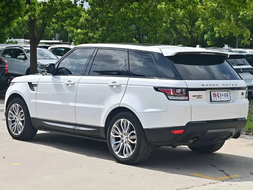 Land Rover Sport — миниатюра 5