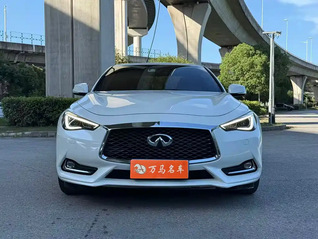Infiniti Q60 2017 2.0T Luxury