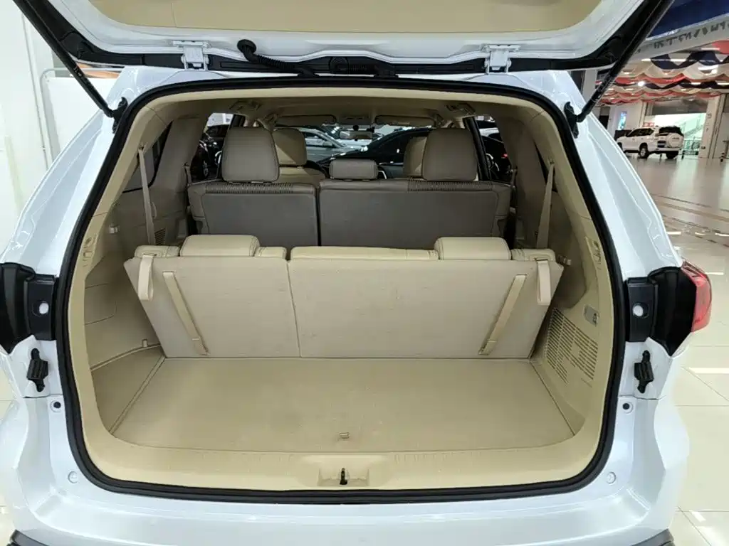 Toyota Highlander — миниатюра 19