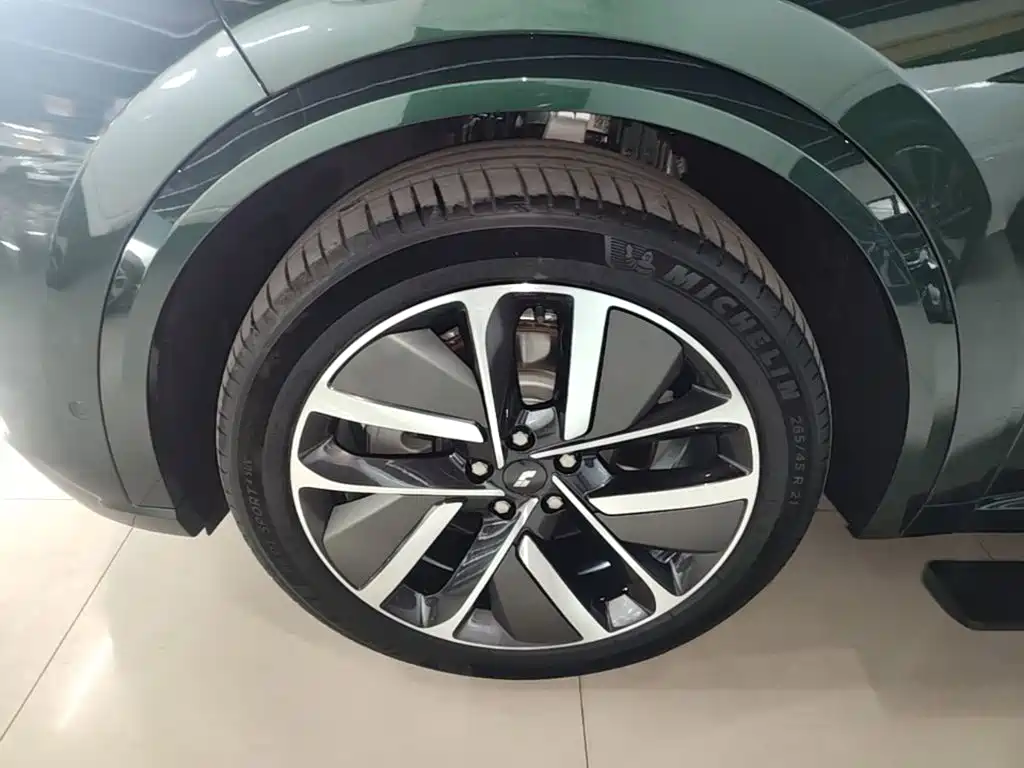 Li Auto Li L9 — миниатюра 23