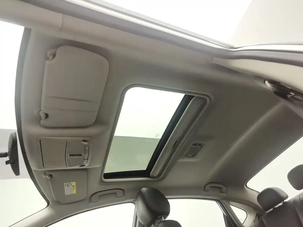 Nissan Sylphy — миниатюра 14