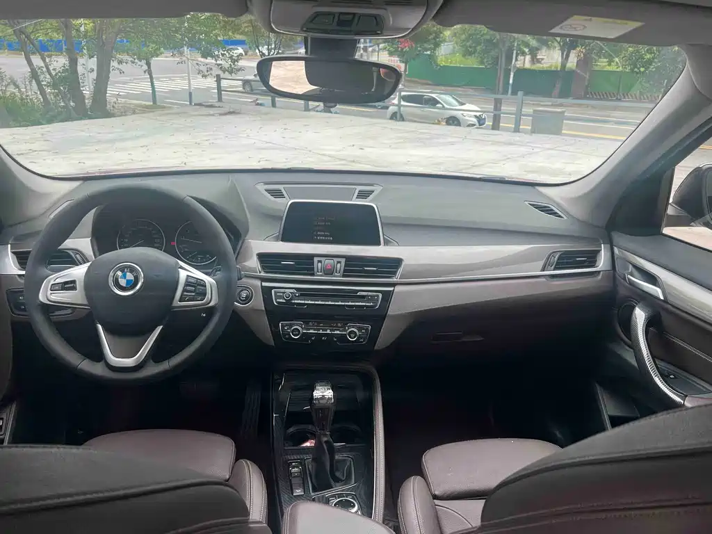 BMW X1 — миниатюра 9