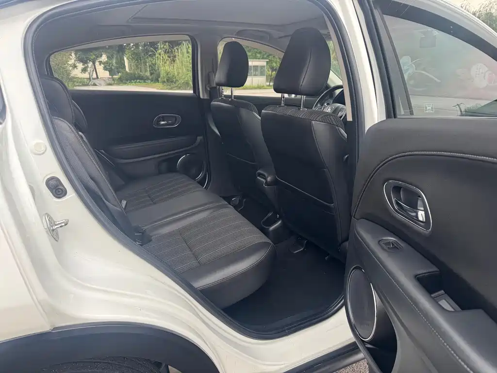 Honda Vezel — миниатюра 10