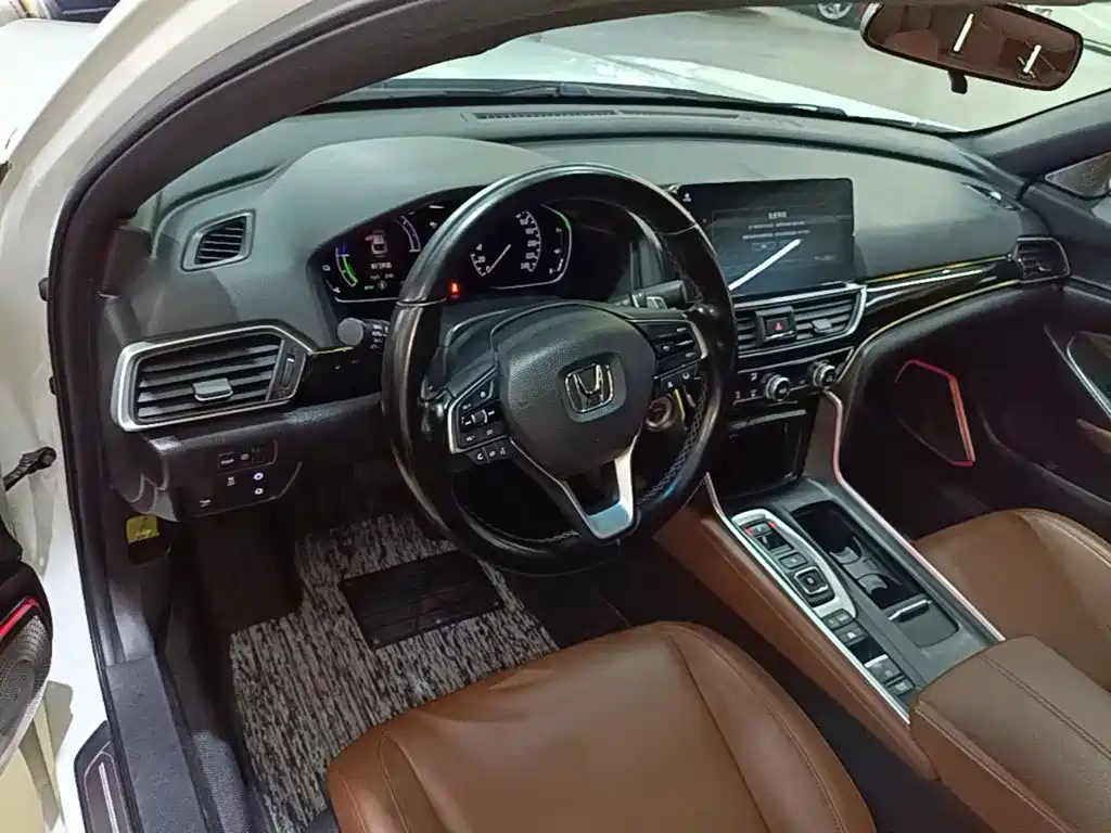 Honda Inspire — миниатюра 10