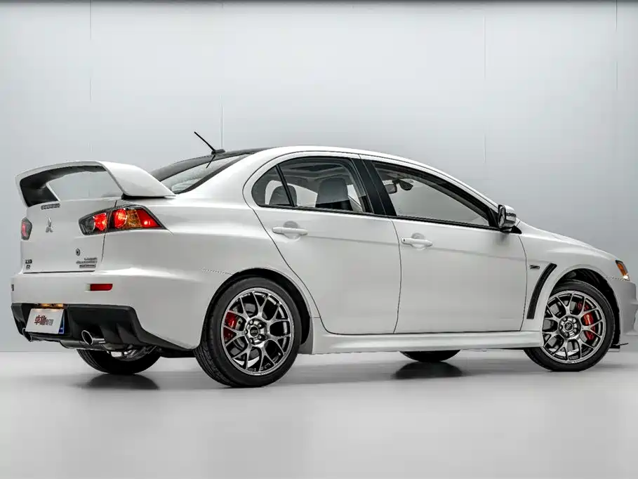 Mitsubishi Lancer — миниатюра 7