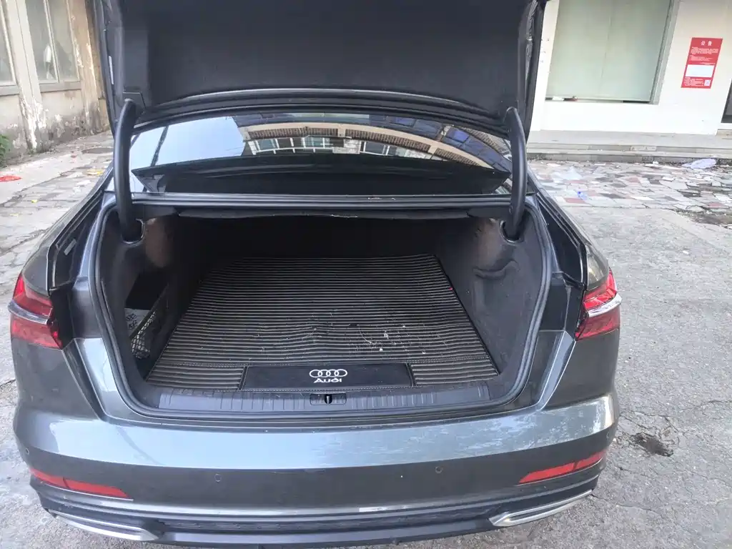 Audi A6L — миниатюра 18