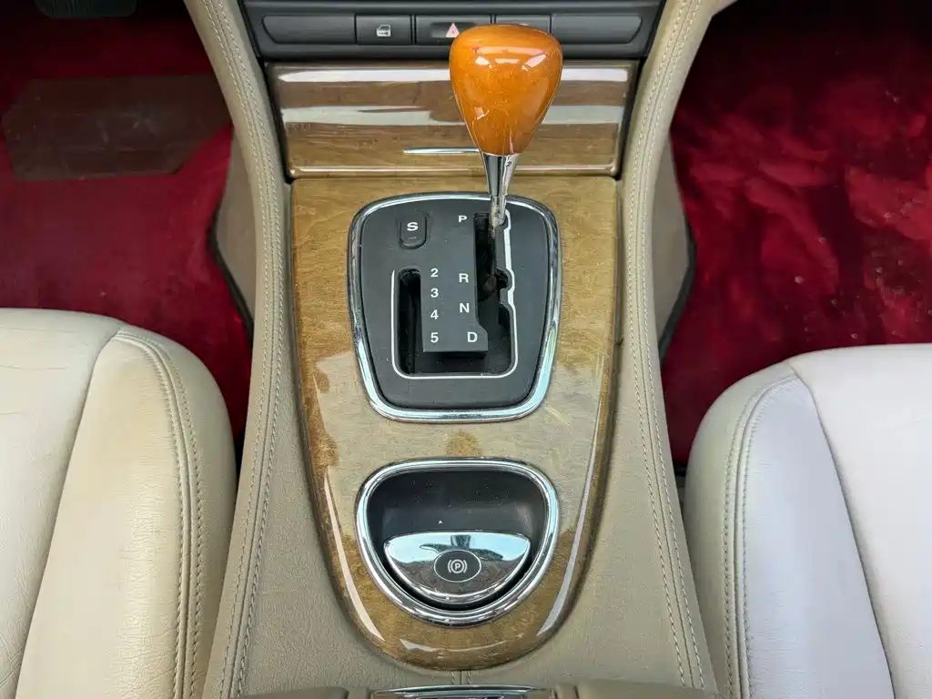 Jaguar S-TYPE — миниатюра 5