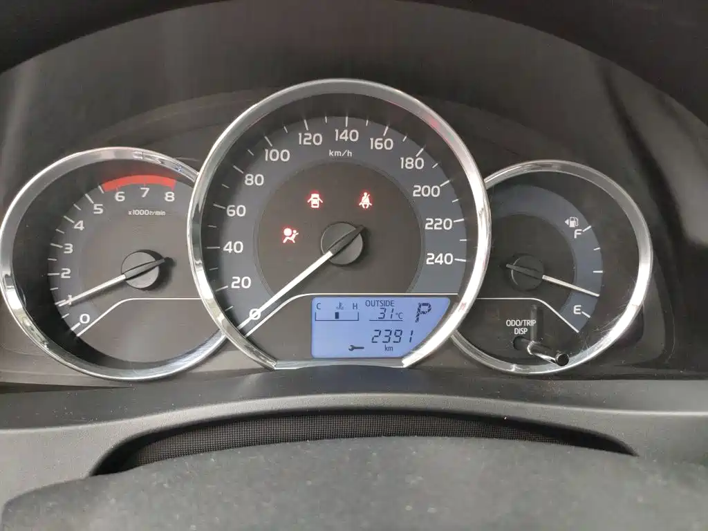 Toyota Corolla — миниатюра 12