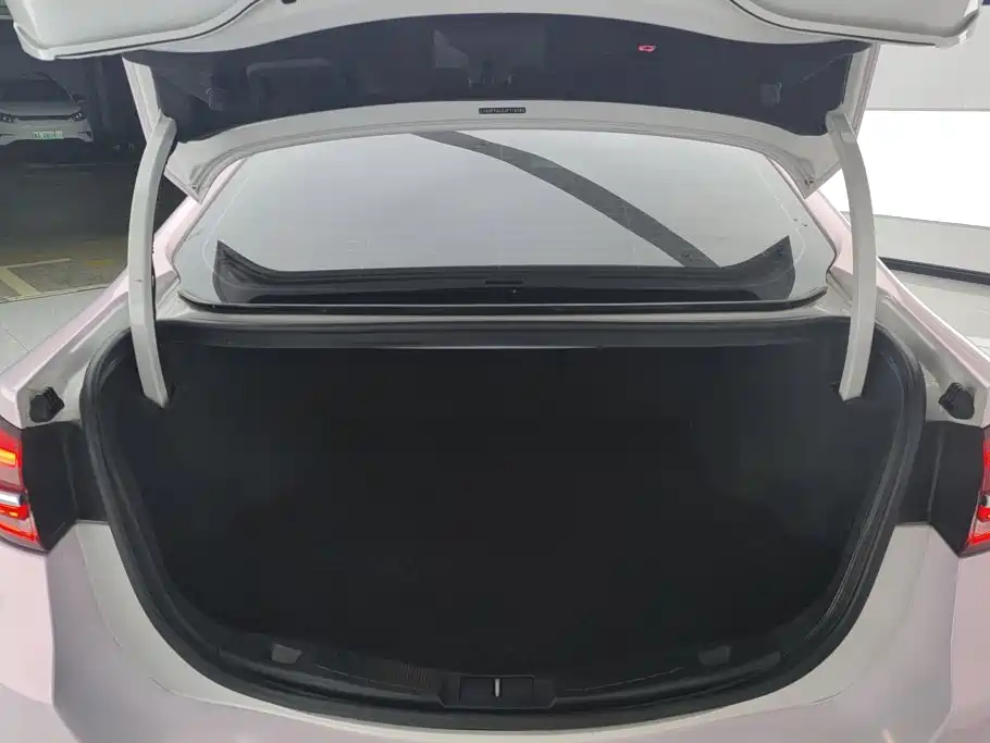 Ford Mondeo — миниатюра 4