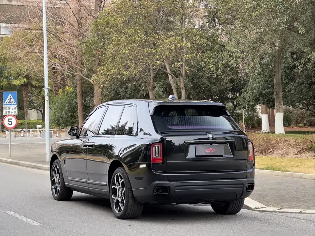 ROLLS-ROYCE CULLINAN