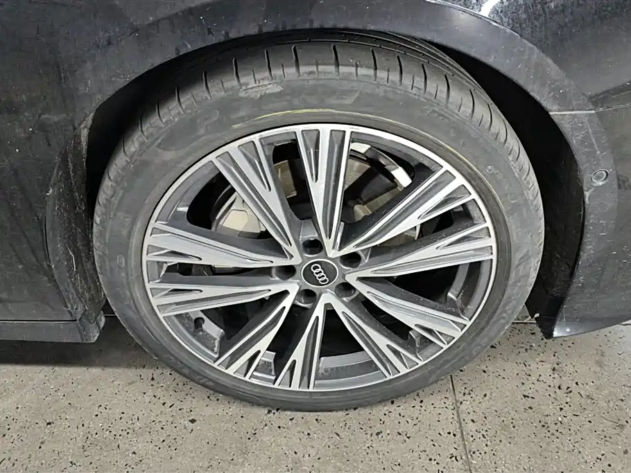 Audi A6L 2024 45 TFSI
