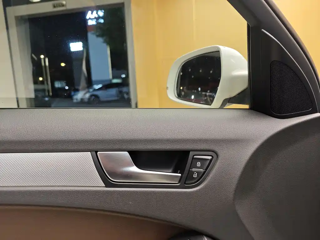 Audi A4L 2013 35 TFSI AT