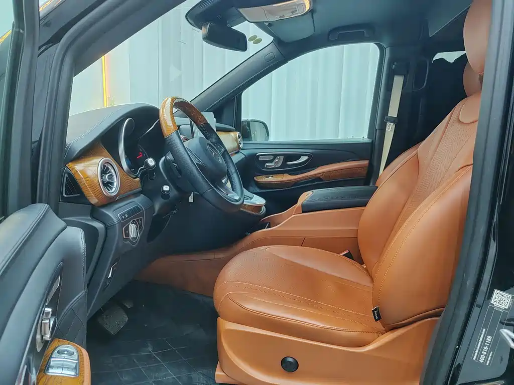 MERCEDES-BENZ V CLASS