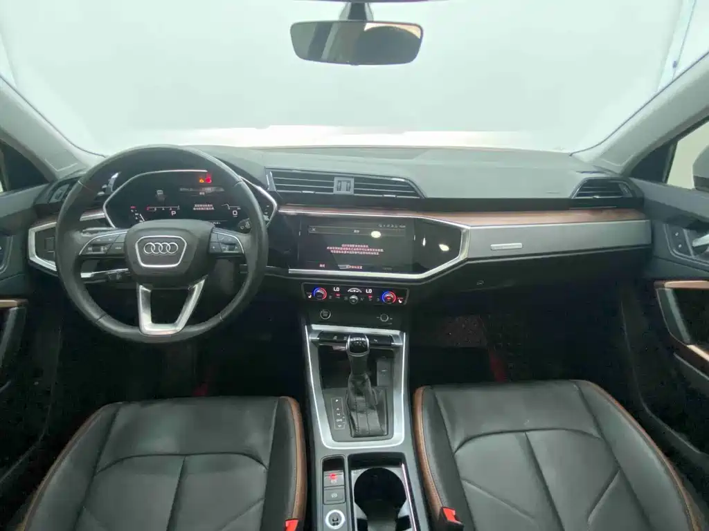 Audi Q3 — миниатюра 10