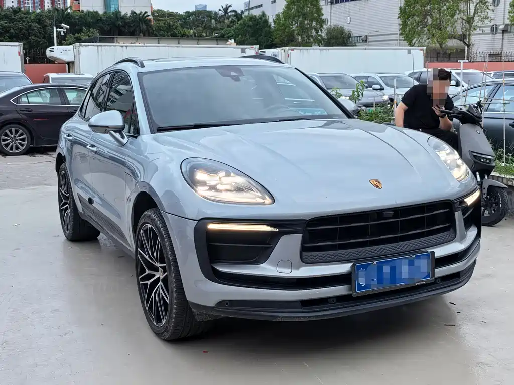 Porsche Macan 2023