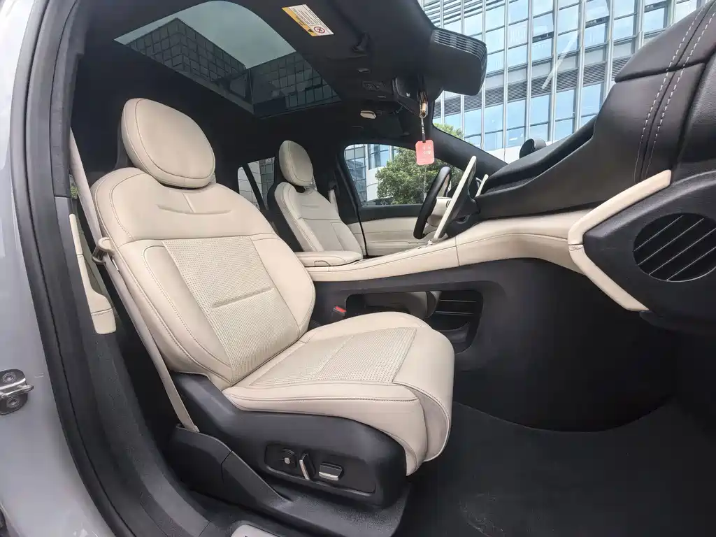 NIO ES6 — миниатюра 8