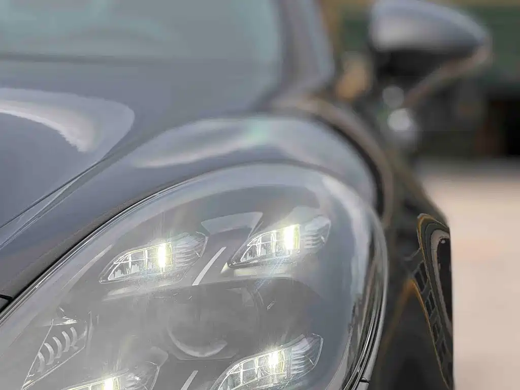 Porsche Panamera — миниатюра 4
