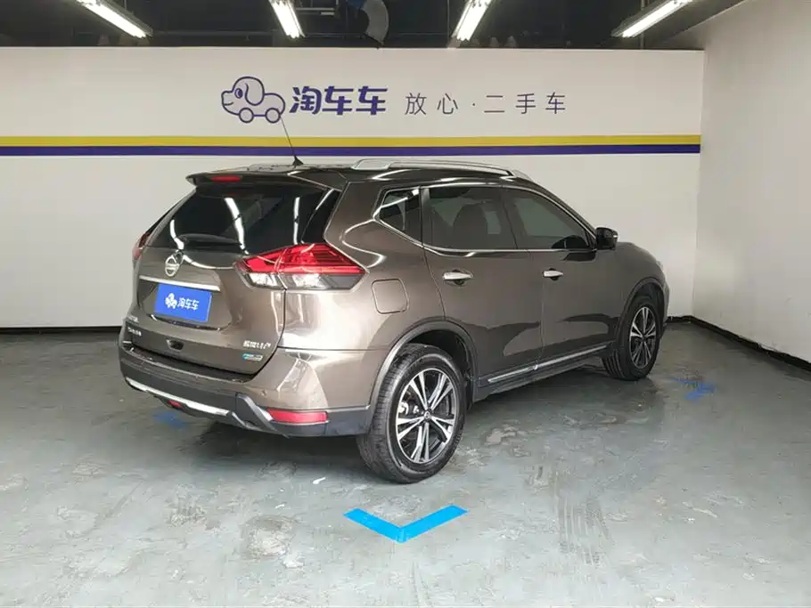 NISSAN QIJUN