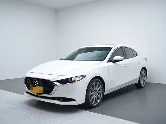 Mazda 3 Axela 2021