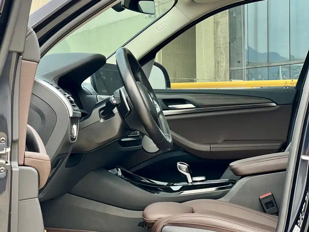 BMW X3 — миниатюра 5