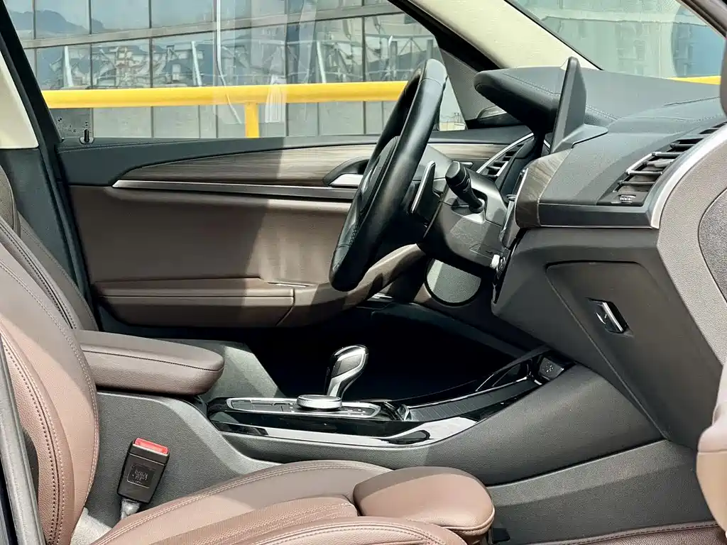 BMW X3 — миниатюра 9