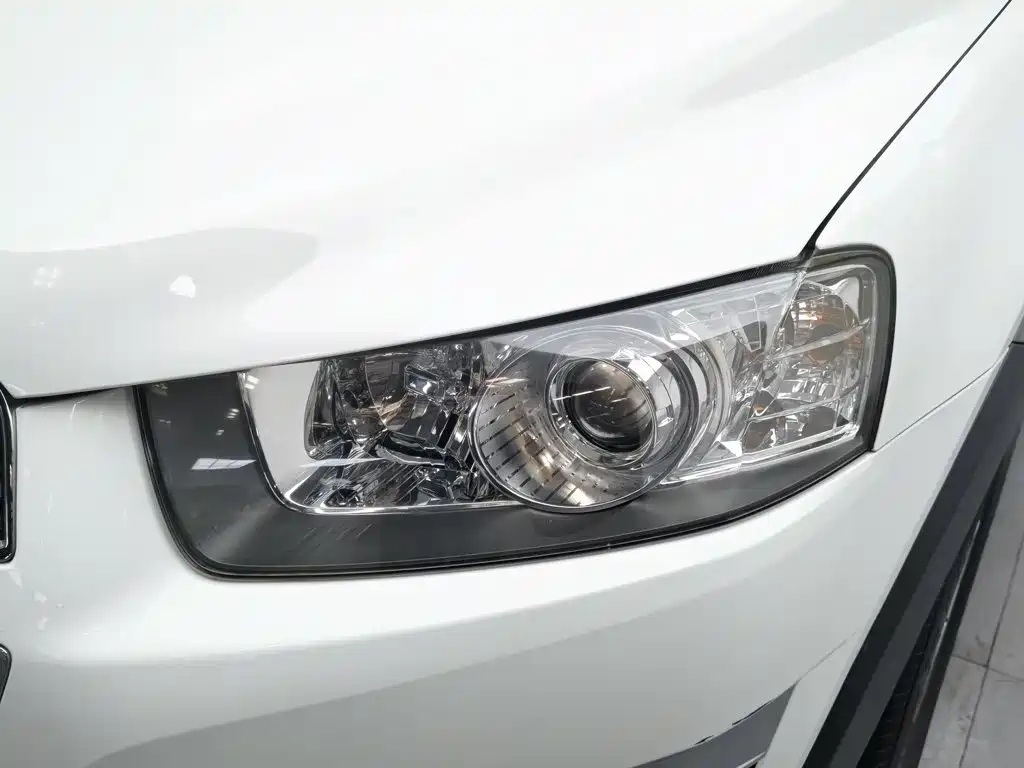 Chevrolet Captiva — миниатюра 7