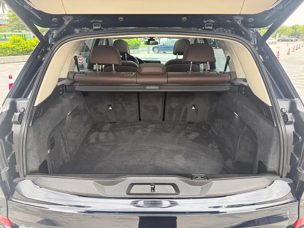 BMW X5 — миниатюра 21