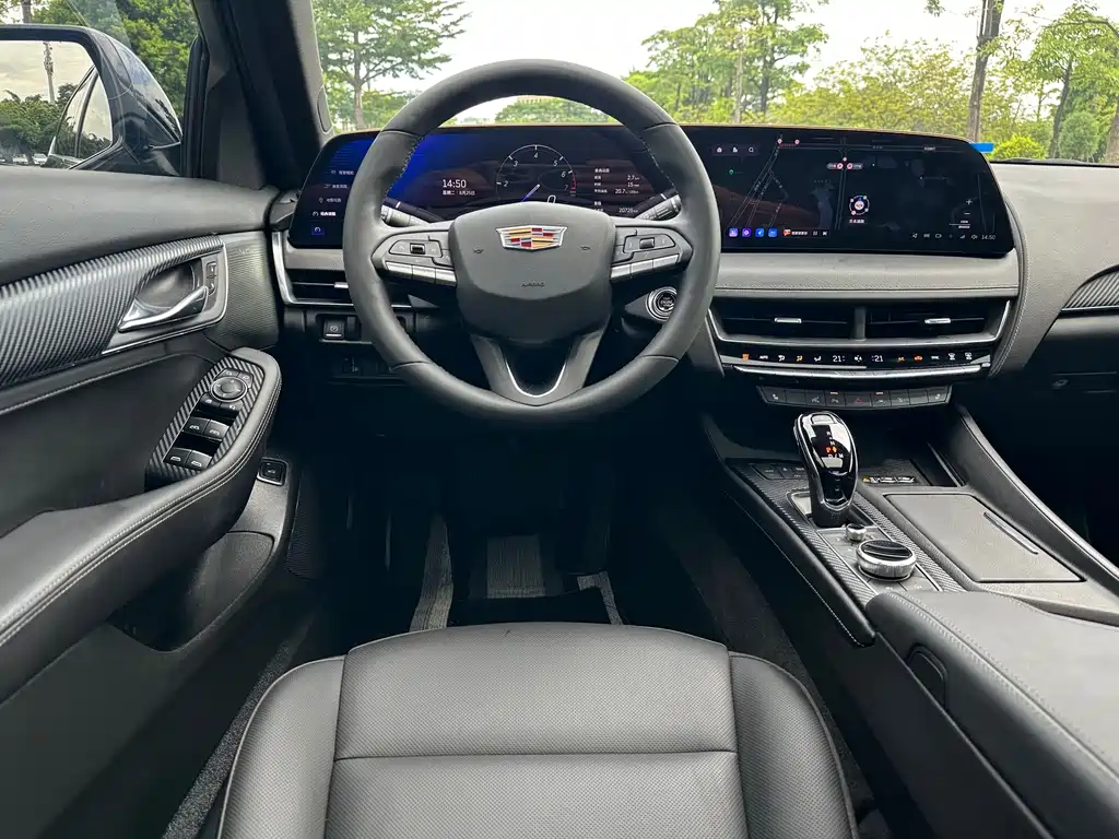 Cadillac CT5 — миниатюра 6