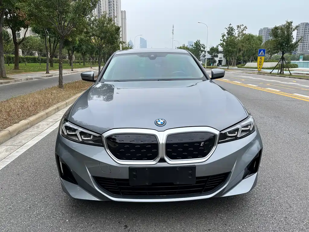 BMW i3 — миниатюра 2
