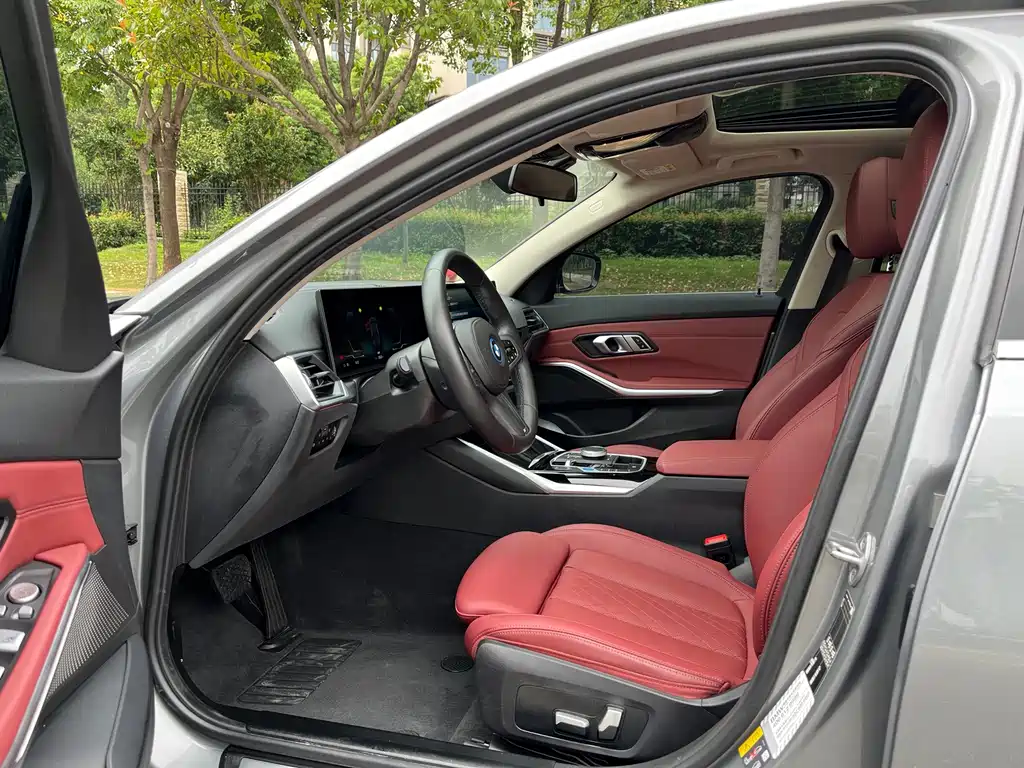 BMW i3 — миниатюра 11