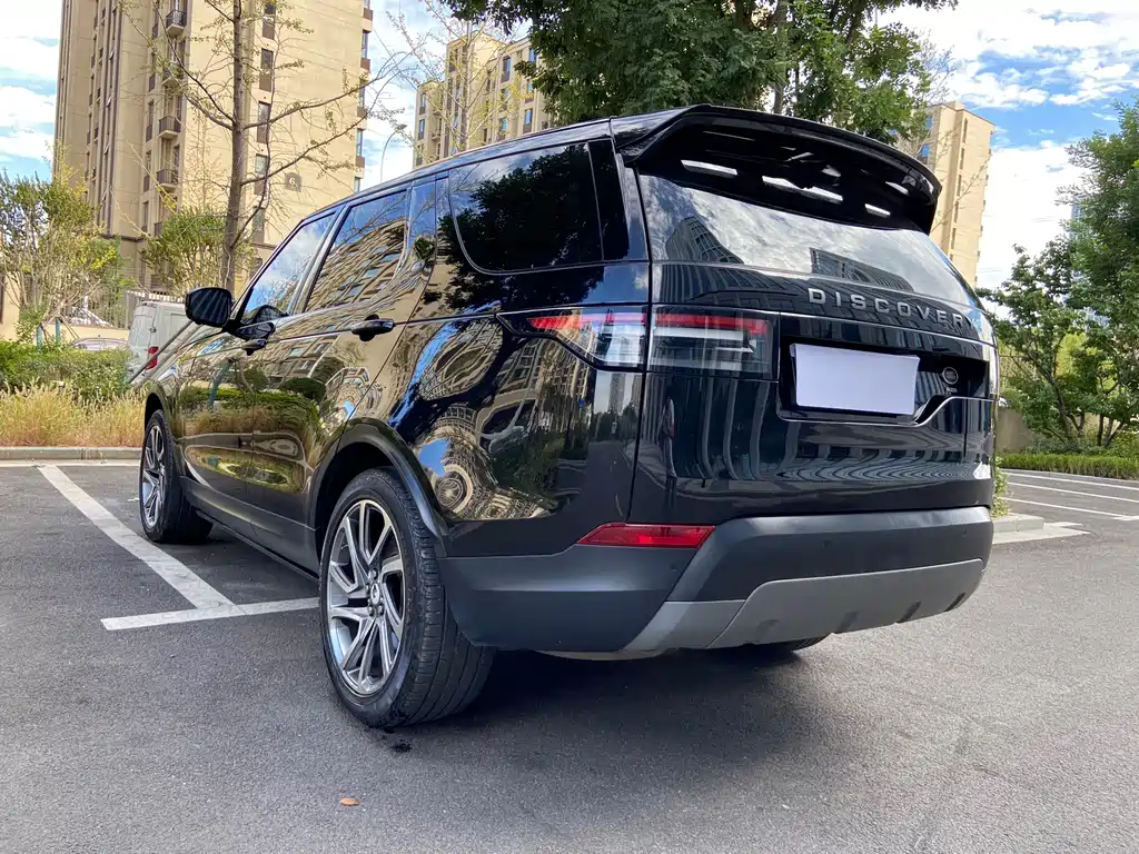 Land Rover Discovery — миниатюра 3