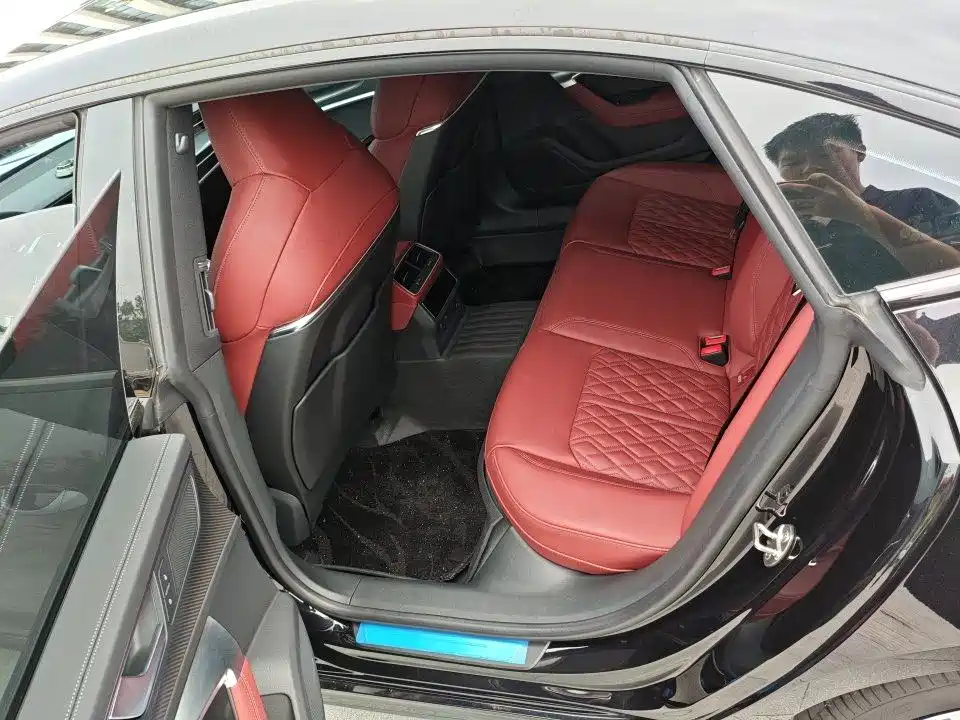 Audi A7L — миниатюра 6