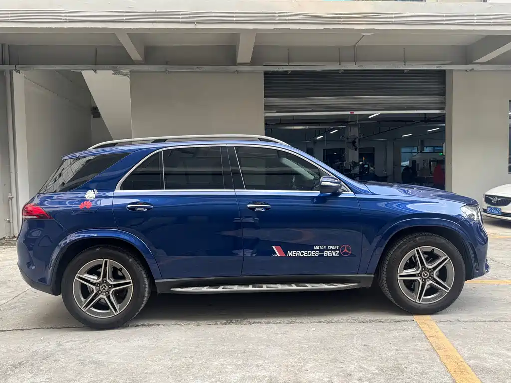 Mercedes-Benz GLE (Import) — миниатюра 4