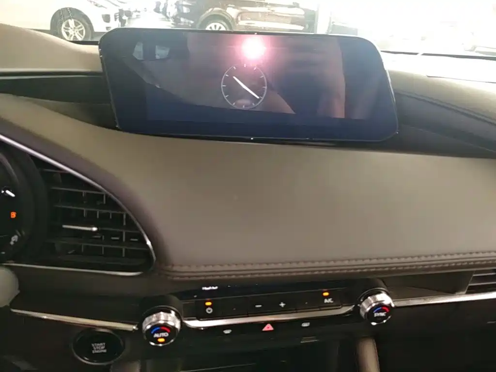 Mazda 3 Axela — миниатюра 13