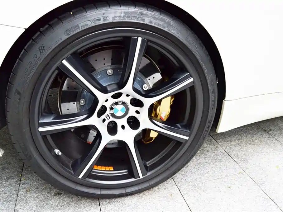 BMW M4 — миниатюра 14