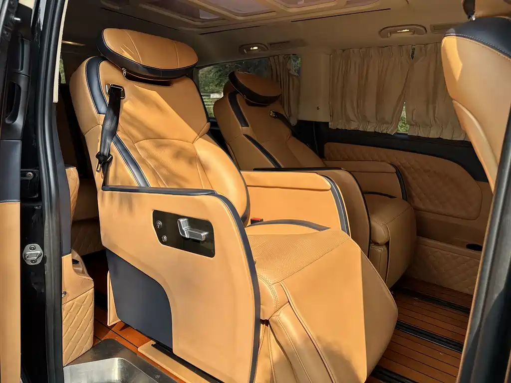 Mercedes-Benz Vito — миниатюра 7