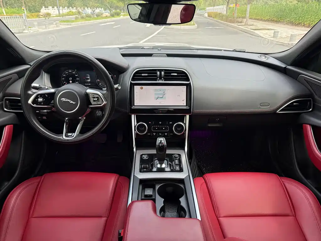 Jaguar XEL — миниатюра 7