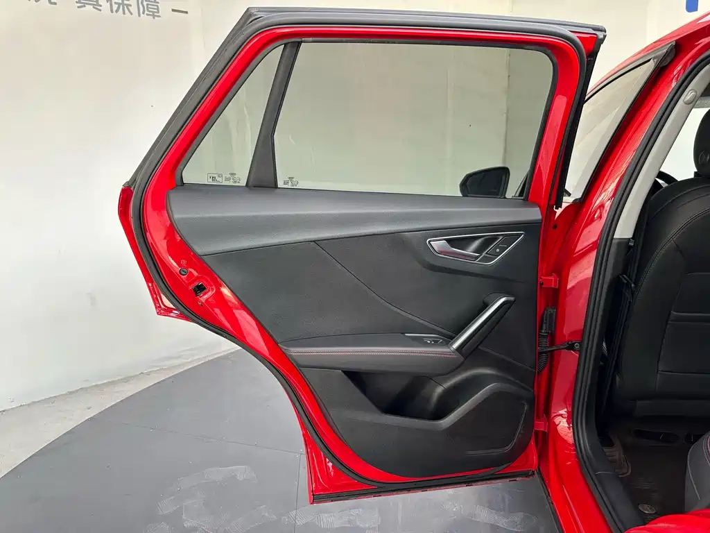 Audi Q2L — миниатюра 21