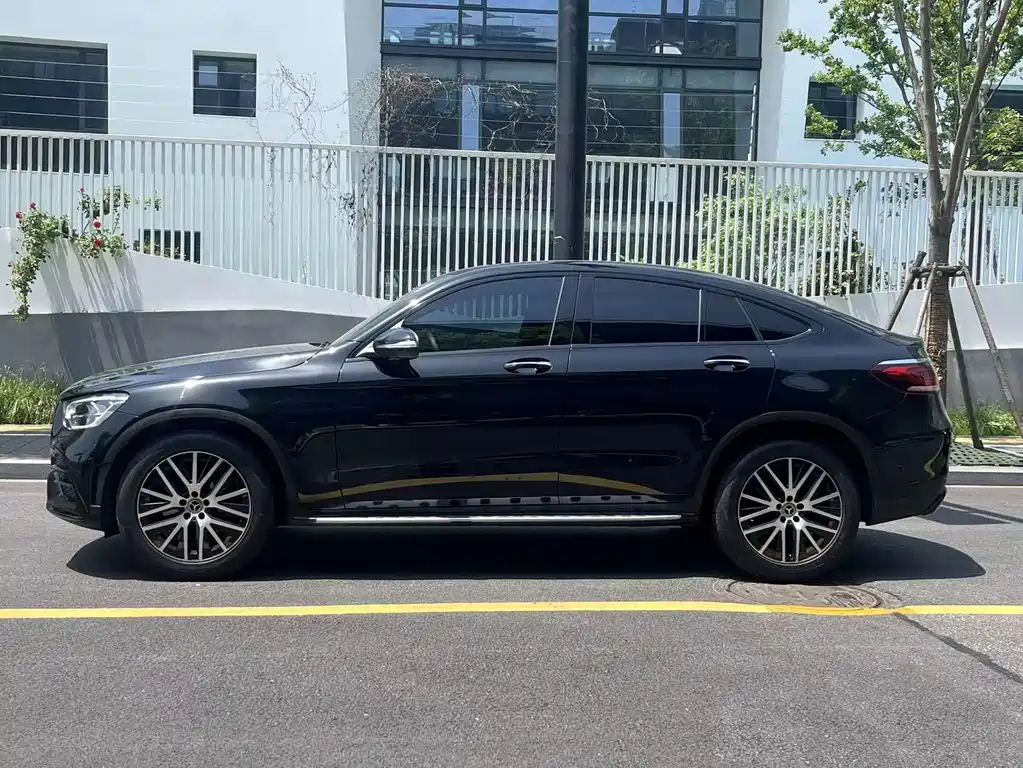 Mercedes-Benz GLC 2020 GLC 300 4MATIC SUV