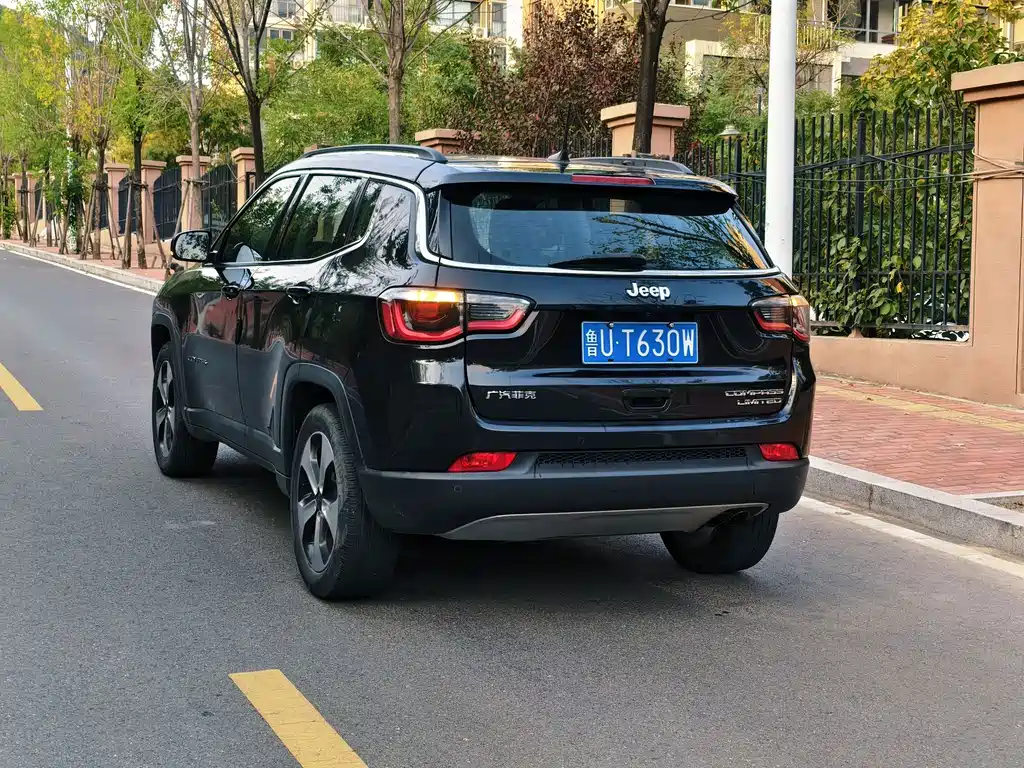 Jeep Compass — миниатюра 13