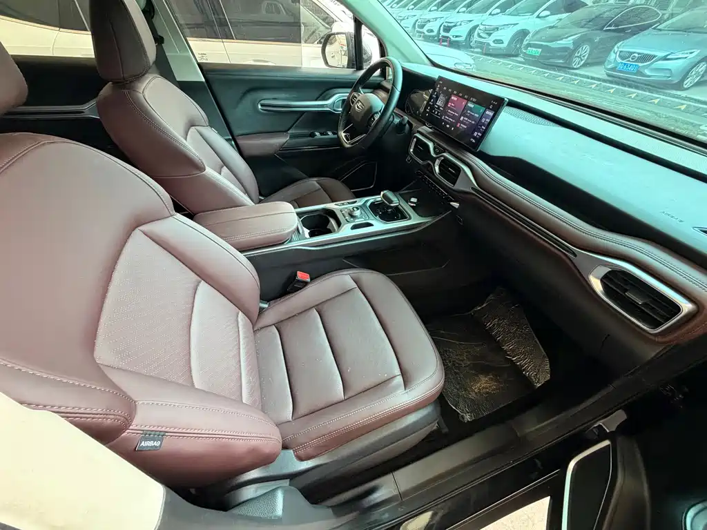 Geely Haoyue — миниатюра 5