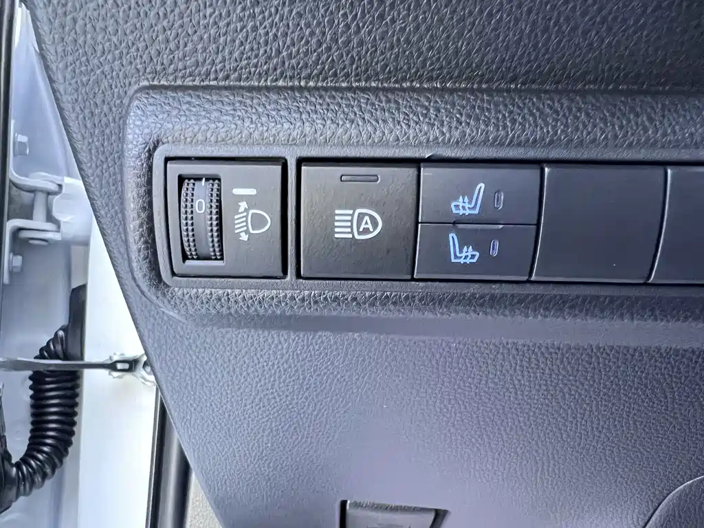 Toyota Corolla — миниатюра 9