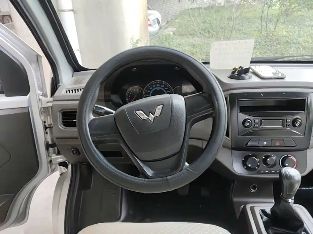 Wuling Rongguang New Truck — миниатюра 11