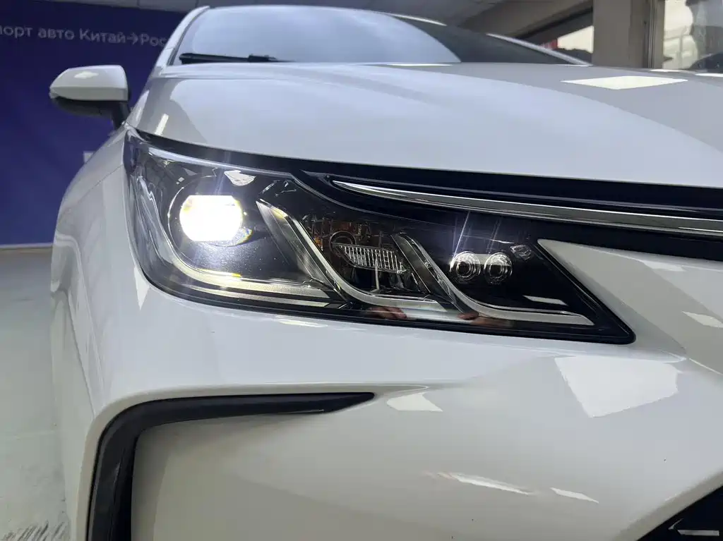 Toyota Corolla — миниатюра 17