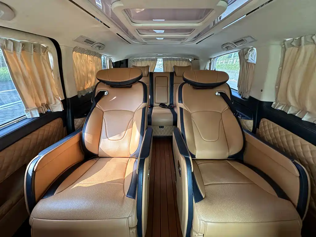 Mercedes-Benz Vito — миниатюра 9