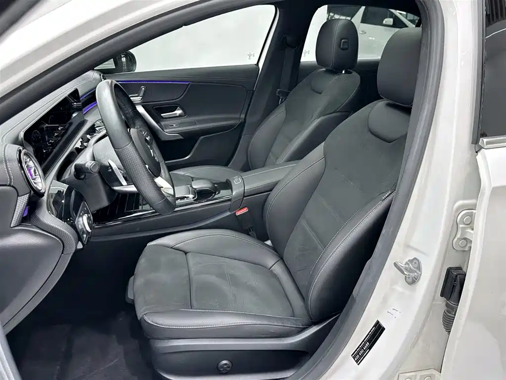 Mercedes-Benz A-Class A 2019 A 200 L Sport